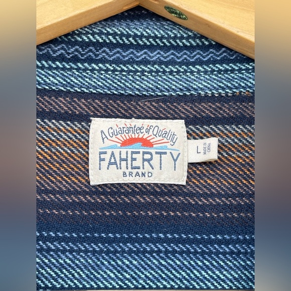 FAHERTY Seaview Shirt  in Deser Sunset Large - Picture 4 of 11